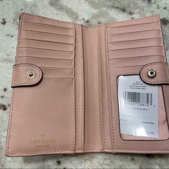 ❌SOLD❌Kate Spade Dusty Pink Bifold Wallet - Picture 4 of 4